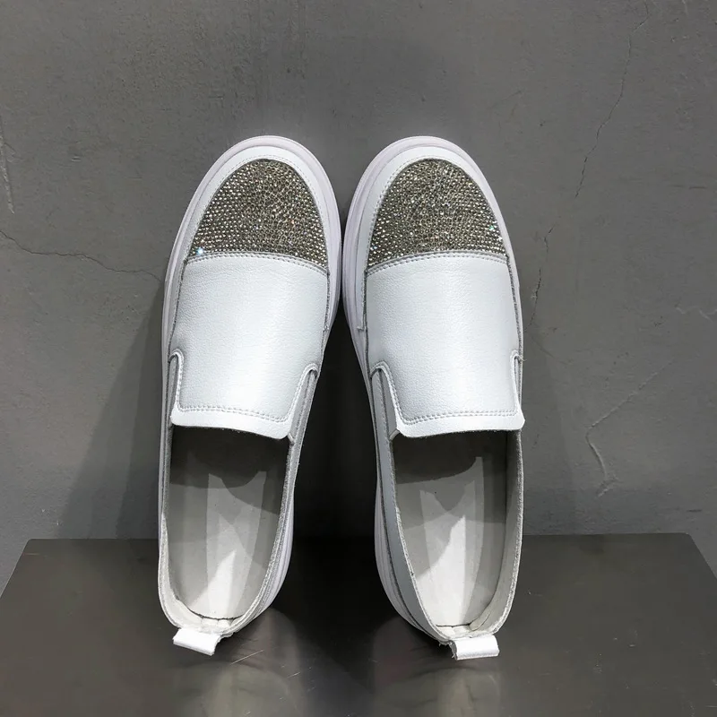 Бели маратонки от естествена кожа с кристали, дамски пролетно-есенни универсални маратонки на равна подметка с дебела подметка, Дамски обувки F56 Изображение 3
