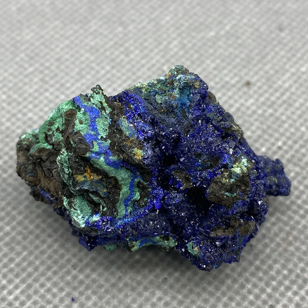 Природен минерал азурит cristal espécime от провинция Анхуей, Китай. Изображение 0