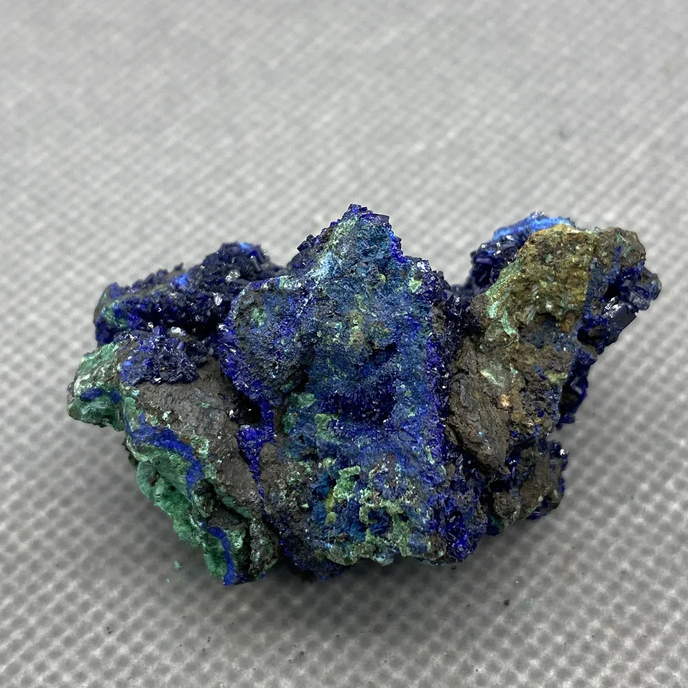 Природен минерал азурит cristal espécime от провинция Анхуей, Китай. Изображение 2