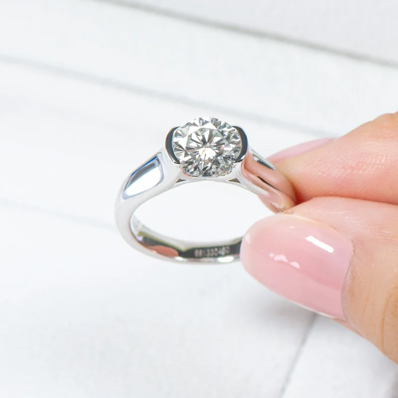 Жена Годежен пръстен с муассанитом D-цвят 2 Карата Бяло Злато 18 Карата покритие от 100% 925 сребро, бижута Сватба Изображение 2